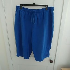 Blue stretch capris, size 3X (22W/24W)